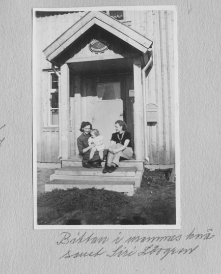 Postbron - Anne- Marie och dottern Birgitta